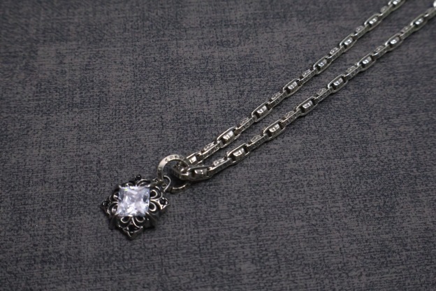 クロムハーツネックレスですP120