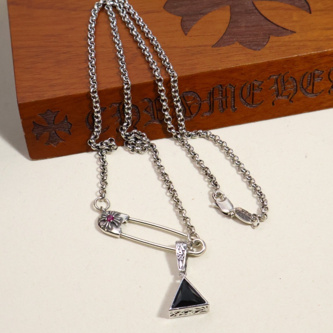 クロムハーツ「Chrome Hearts」マルチウェイクロスペンダントネックレス