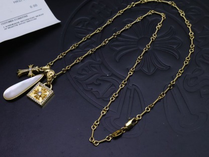 クロムハーツ「Chrome Hearts」ミリタリークロスフラワーネックレス