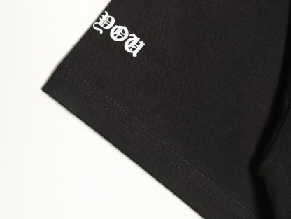 クロムハーツ「Chrome Hearts」ソードプリント オーバーサイズTシャツ