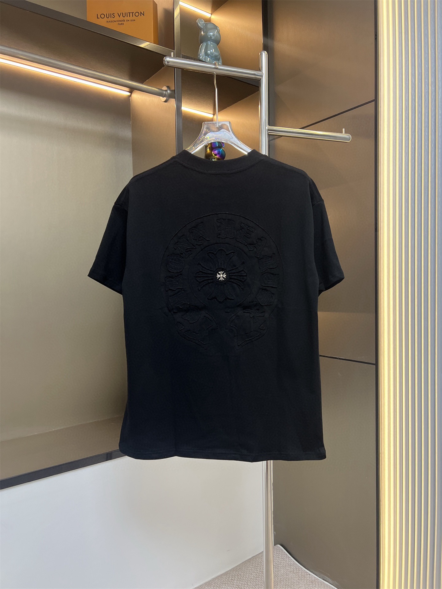 クロムハーツ「Chrome Hearts」レーザーカット クロス プリントTシャツ-ISETAN PRESTIGE CURATED