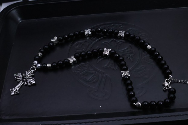 クロムハーツ「Chrome Hearts」ブラックビーズクロス ペンダントネックレス