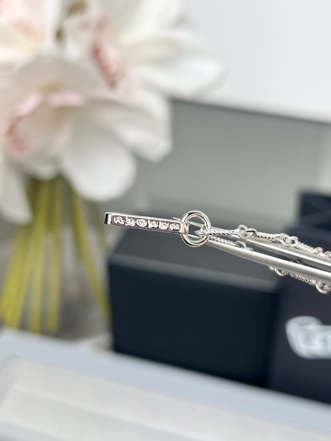 クロムハーツ「Chrome Hearts」スクエアクロスペンダント ネックレス