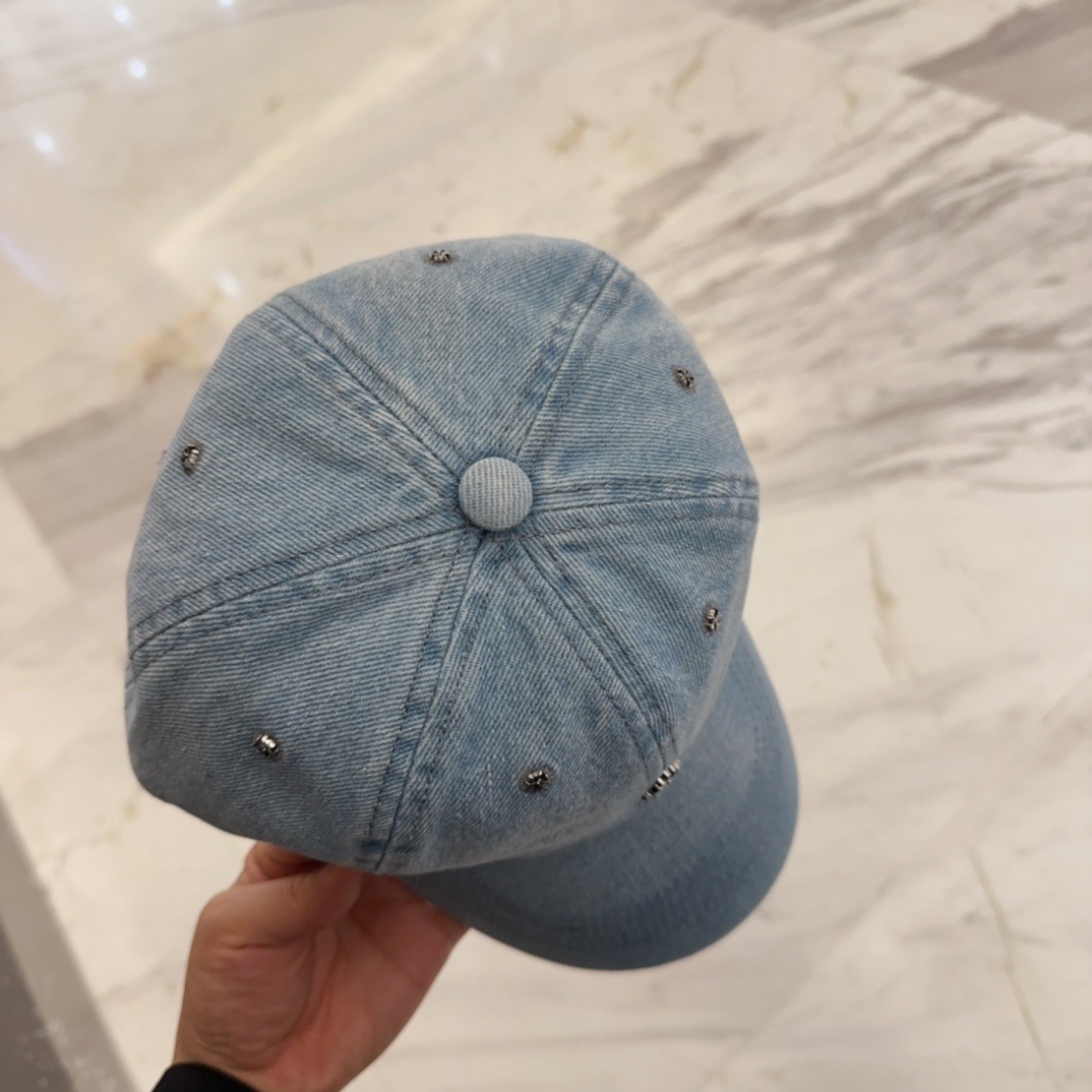 クロムハーツ「Chrome Hearts」ディストレスド スナップバック キャップ