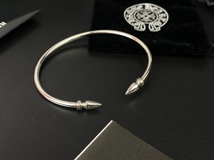 クロムハーツ「Chrome Hearts」Bullet Head Cuff Bracelet