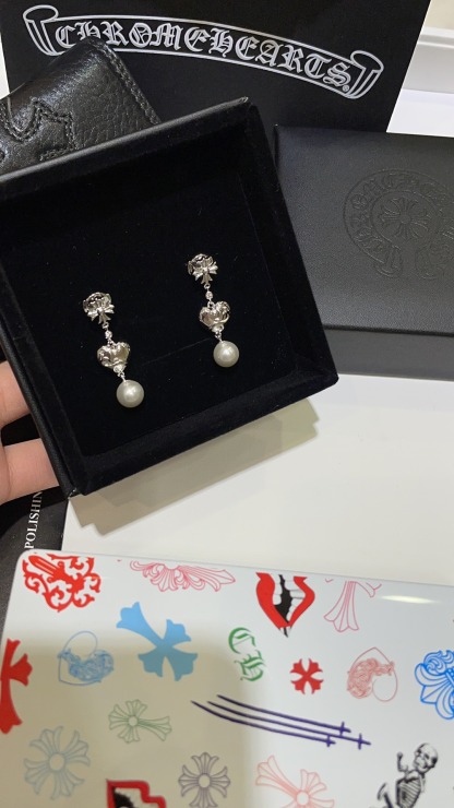 クロムハーツ「Chrome Hearts」クロムハーツ ハートクロスパールピアス ロングピアス