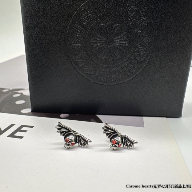 クロムハーツ「Chrome Hearts」アンティーククロスピアス S925 ユニセックス ピアス
