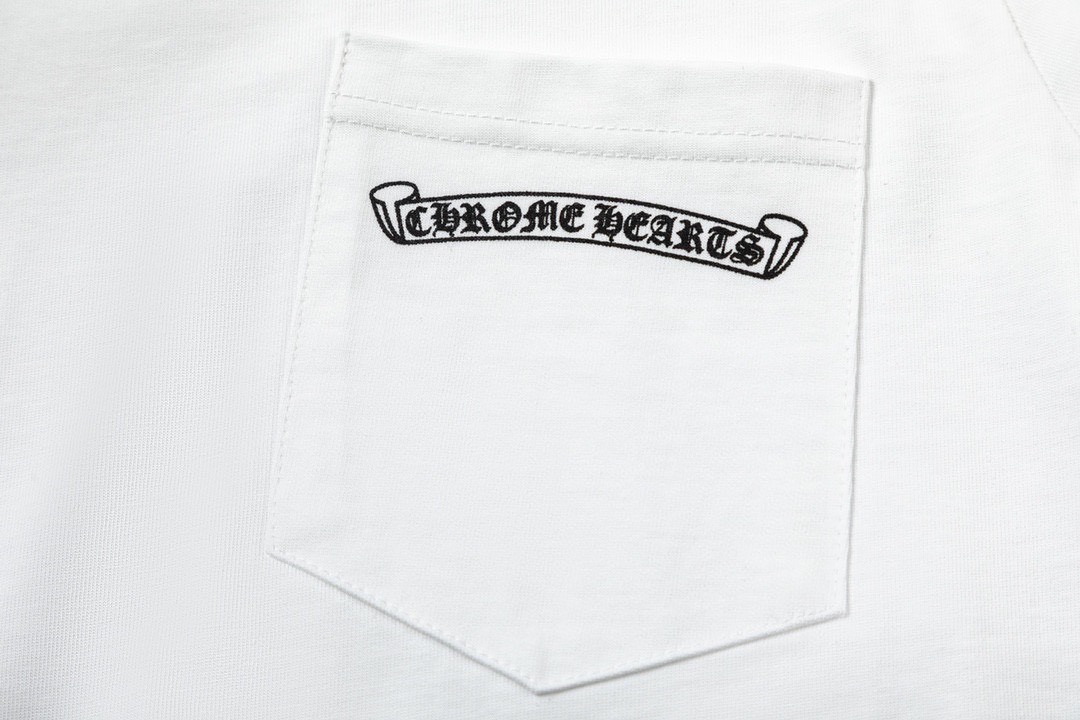 クロムハーツ「Chrome Hearts」ロングスリーブTシャツ