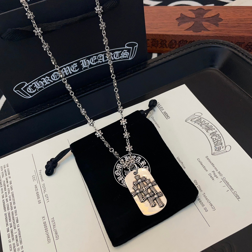 クロムハーツ「Chrome Hearts」ヴィンテージクロス ネックレス