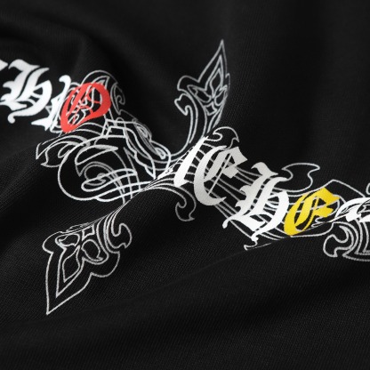 クロムハーツ「Chrome Hearts」サンスクリットプリントTシャツ-ISETAN PRESTIGE CURATED