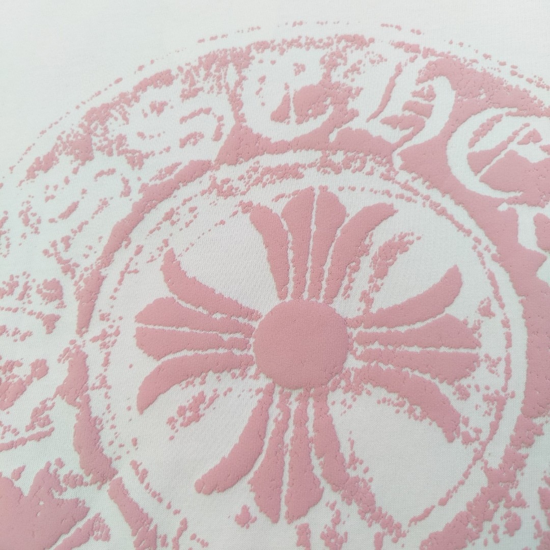 クロムハーツ「Chrome Hearts」クロス＆サンスクリット フォームプリントTシャツ