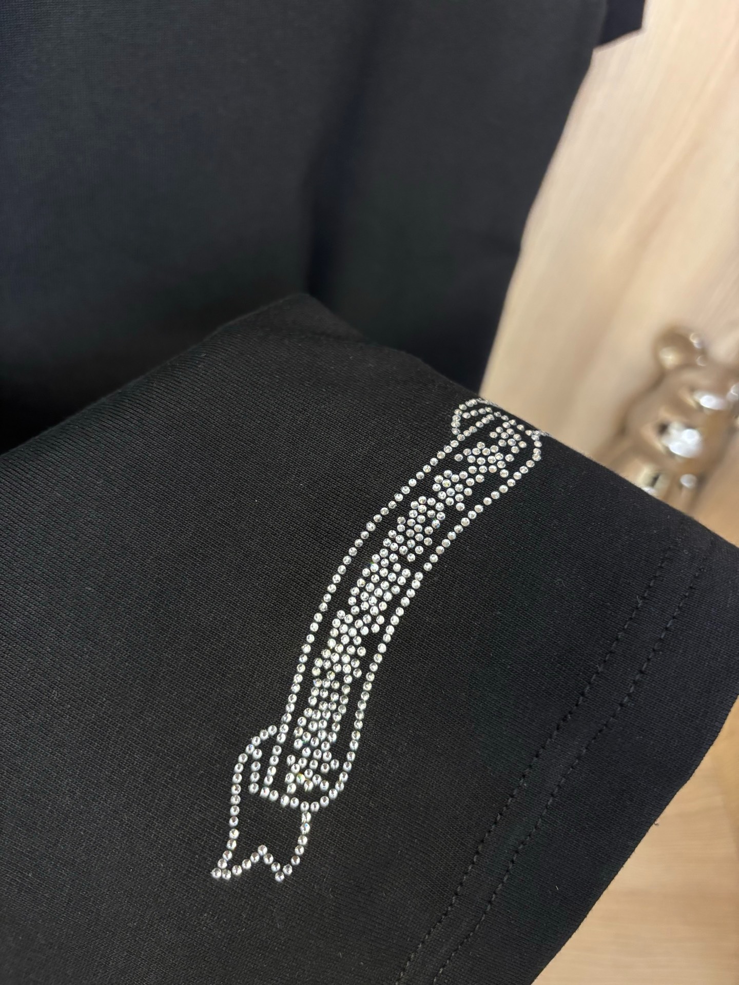 クロムハーツ「Chrome Hearts」クロスレザーパッチTシャツ