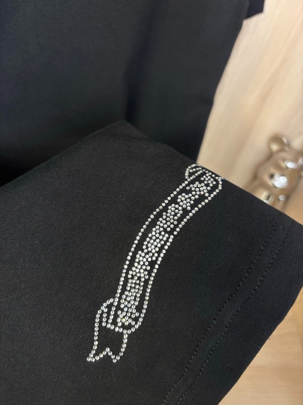 クロムハーツ「Chrome Hearts」クロスレザーパッチTシャツ