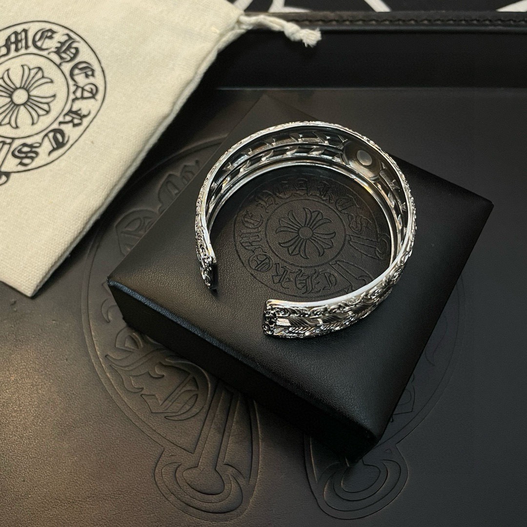 クロムハーツ「Chrome Hearts」Tropical Gothic Wide Cuff Bracelet