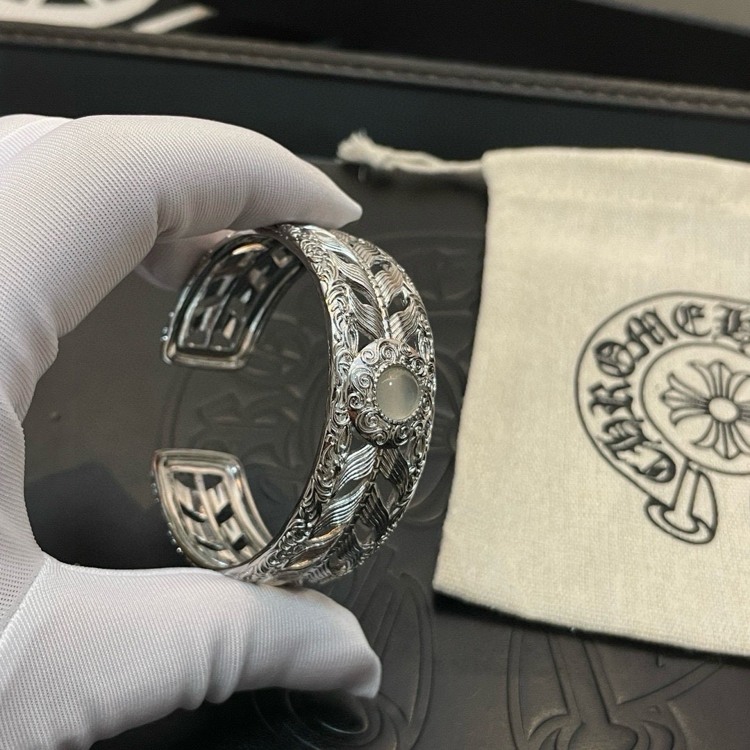 クロムハーツ「Chrome Hearts」Tropical Gothic Wide Cuff Bracelet