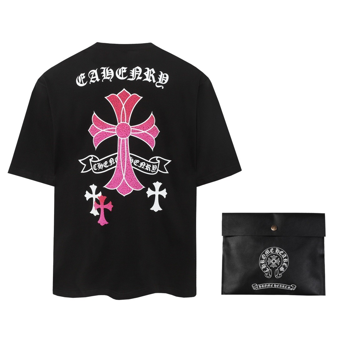 クロムハーツ「Chrome Hearts」ピンク サンスクリットクロス オーバーサイズTシャツ