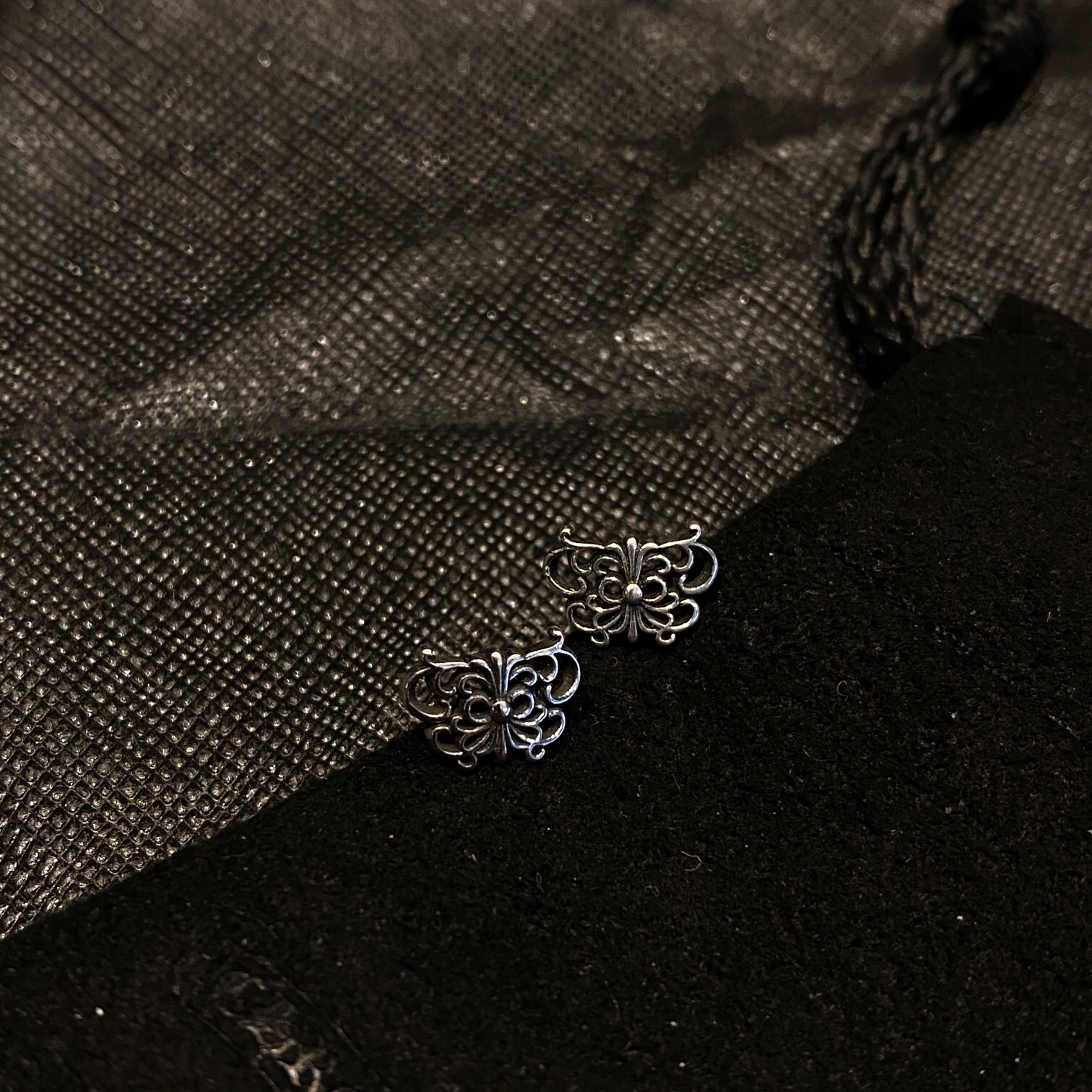 クロムハーツ「Chrome Hearts」クロムハーツ バタフライフラワーピアス S925 ユニセックス ピアス