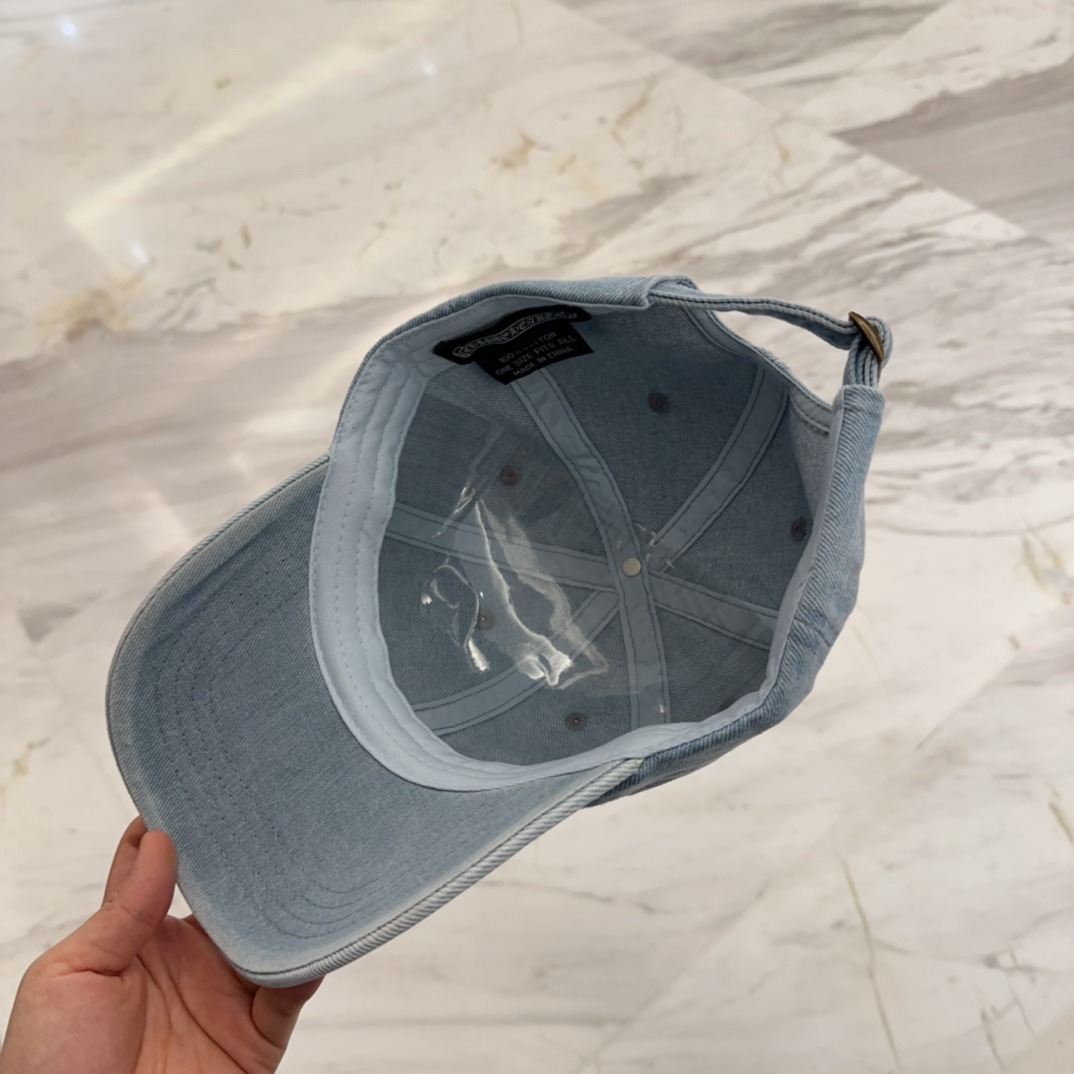 クロムハーツ「Chrome Hearts」ディストレスド スナップバック キャップ