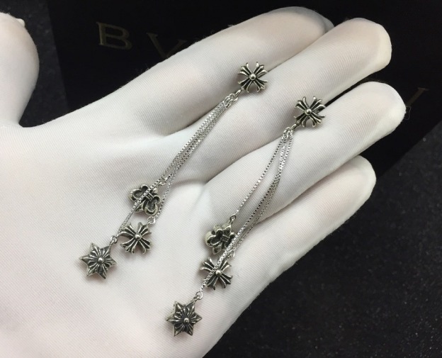 クロムハーツ「Chrome Hearts」フリンジピアス アジアンゴールド ピアス