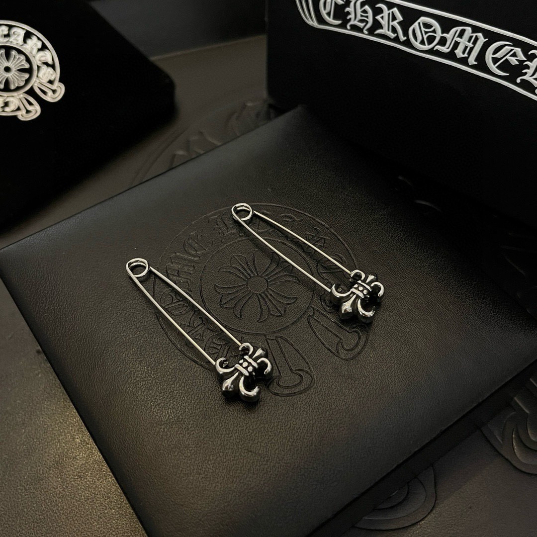 クロムハーツ「Chrome Hearts」ピンスカウトフラワーピアス S925 ハンドメイド ピアス