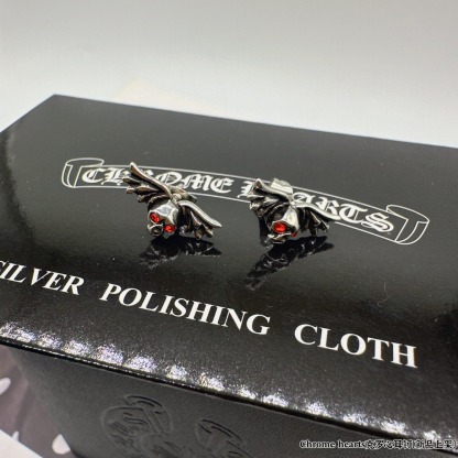 クロムハーツ「Chrome Hearts」アンティーククロスピアス S925 ユニセックス ピアス