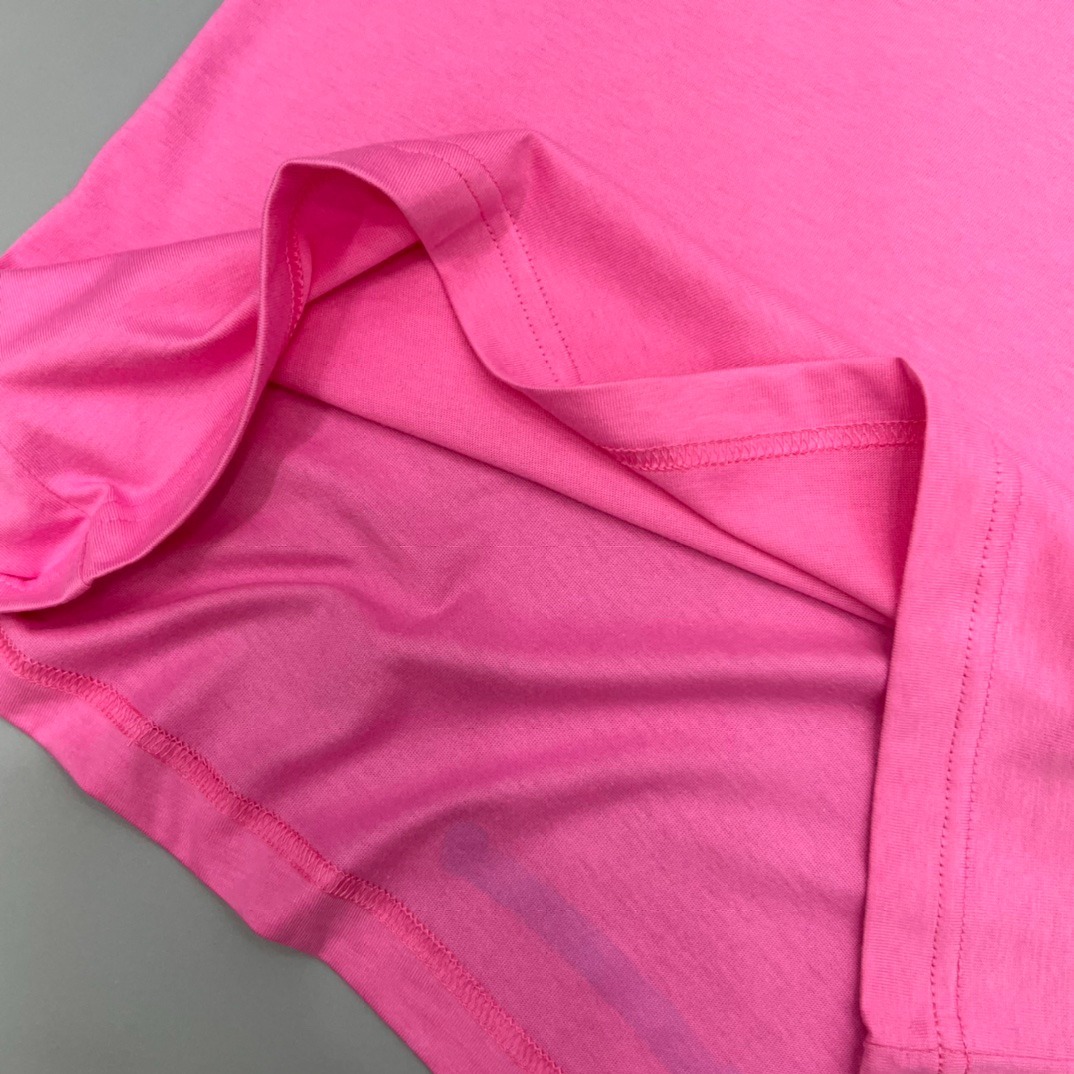 クロムハーツ「Chrome Hearts」ドーパミンカラー リミテッドTシャツ