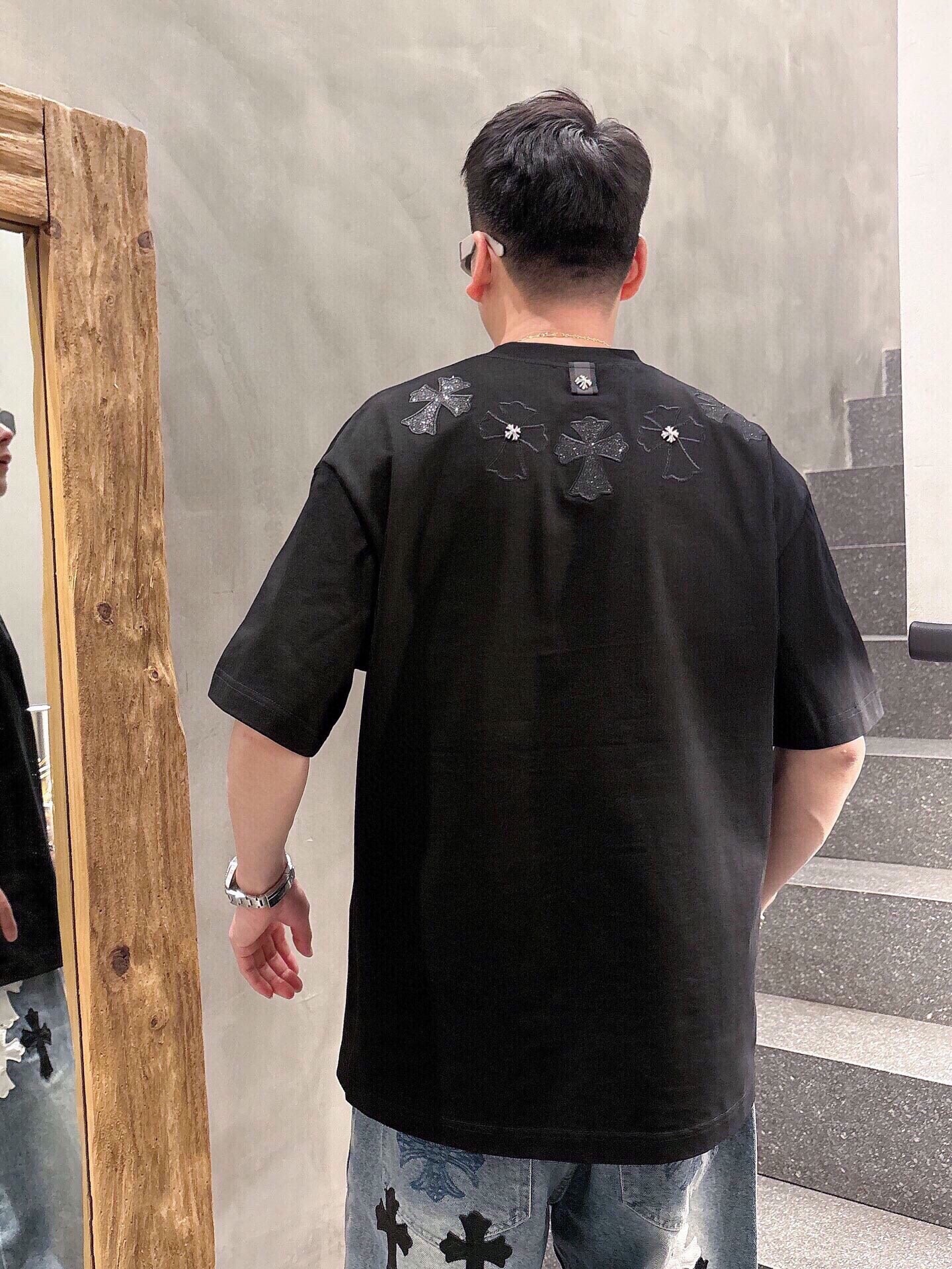 クロムハーツ「Chrome Hearts」エンブロイダリーロゴTシャツ