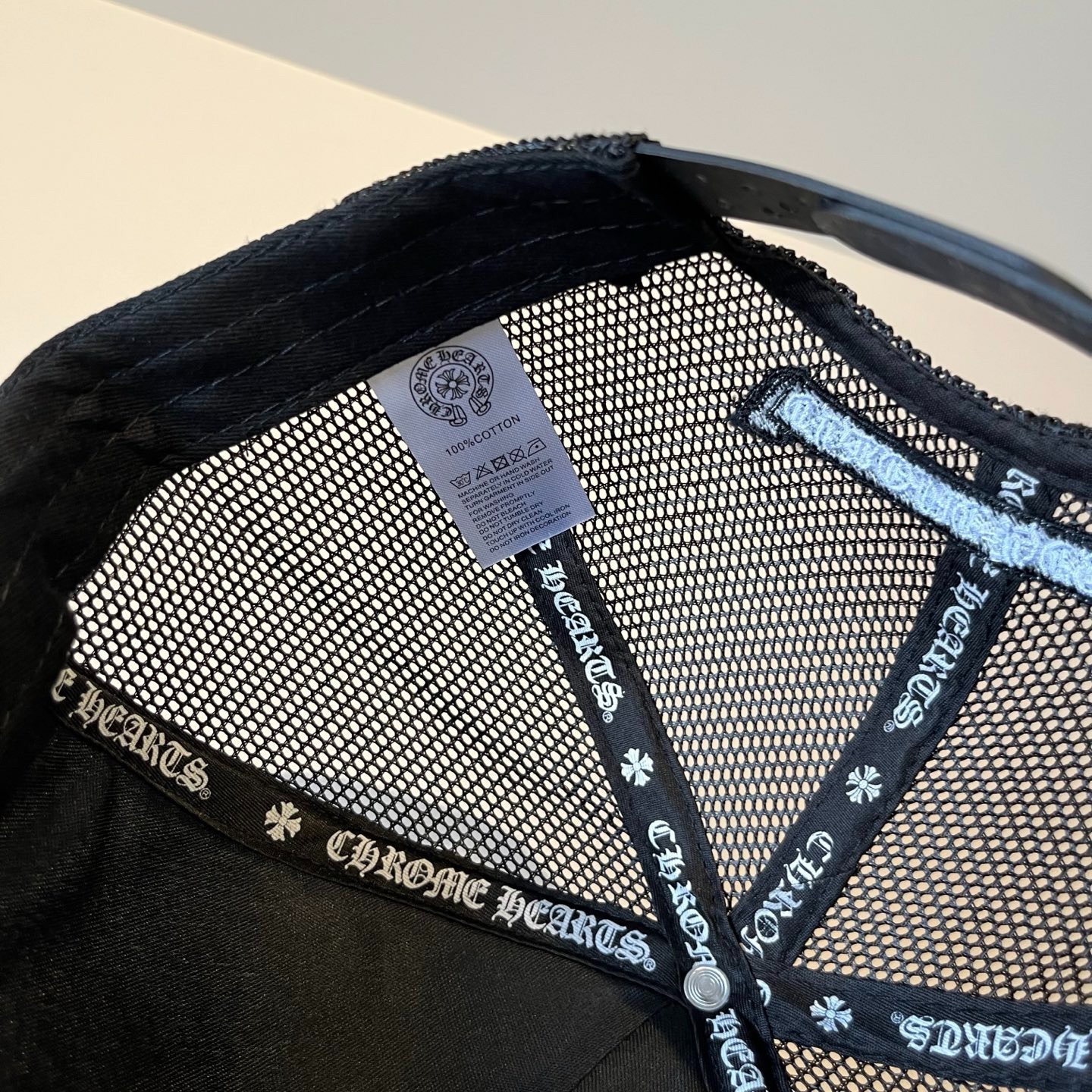 クロムハーツ「Chrome Hearts」モダン スナップバック キャップ