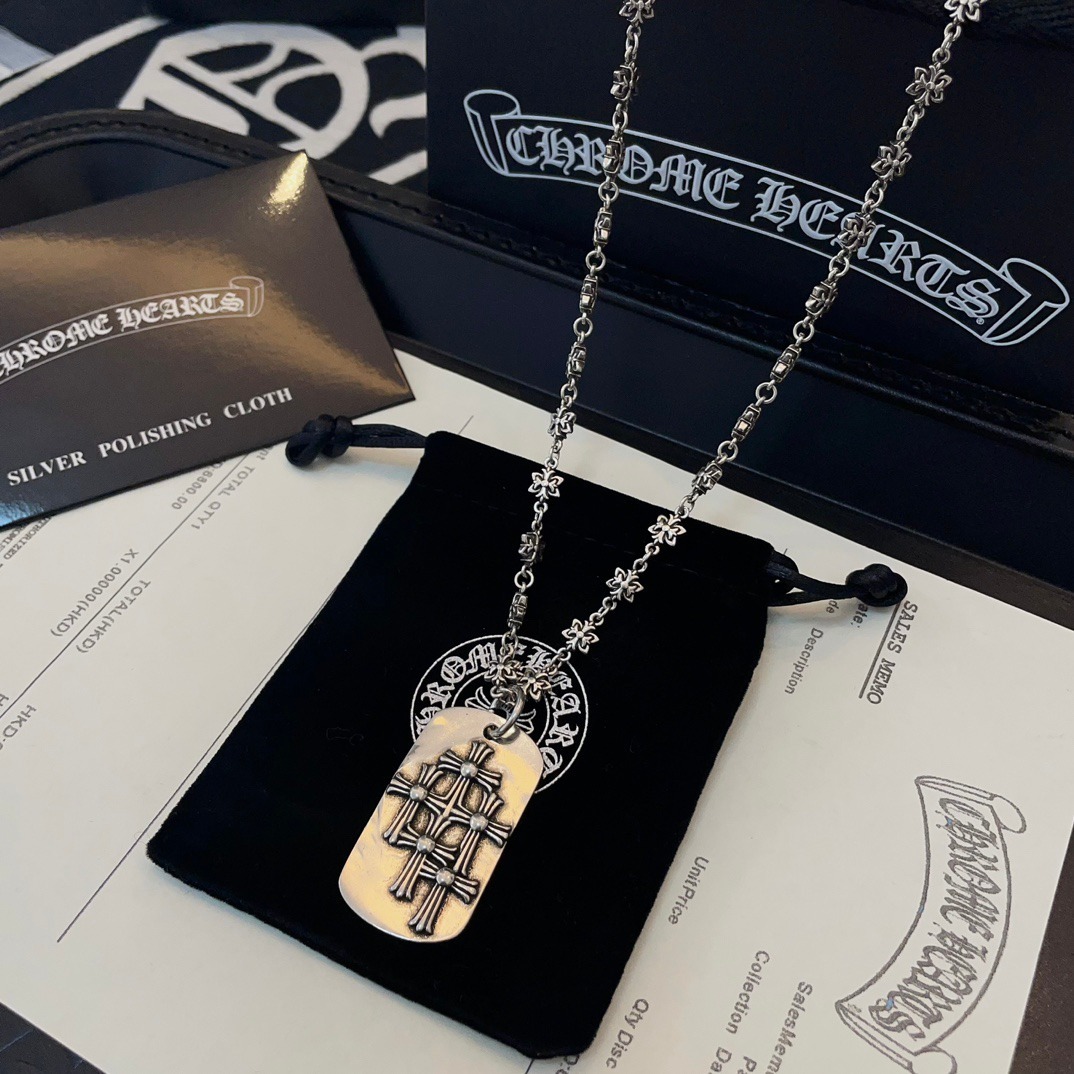 クロムハーツ「Chrome Hearts」ヴィンテージクロス ネックレス