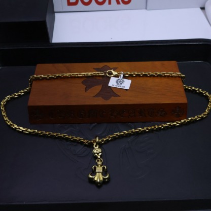 クロムハーツ「Chrome Hearts」クラシッククロスペンダントネックレス