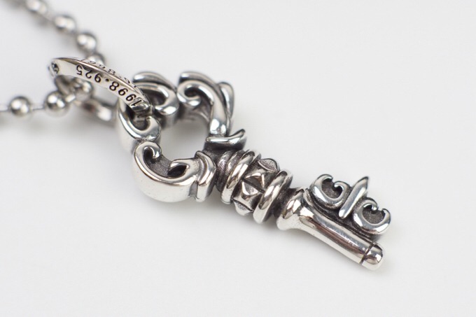 クロムハーツ「Chrome Hearts」キー＆ハートロック ペンダントネックレス