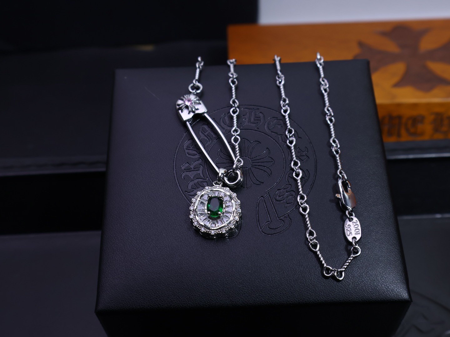 クロムハーツ「Chrome Hearts」ゴシッククロス＆フルール マルチスタイルペンダント