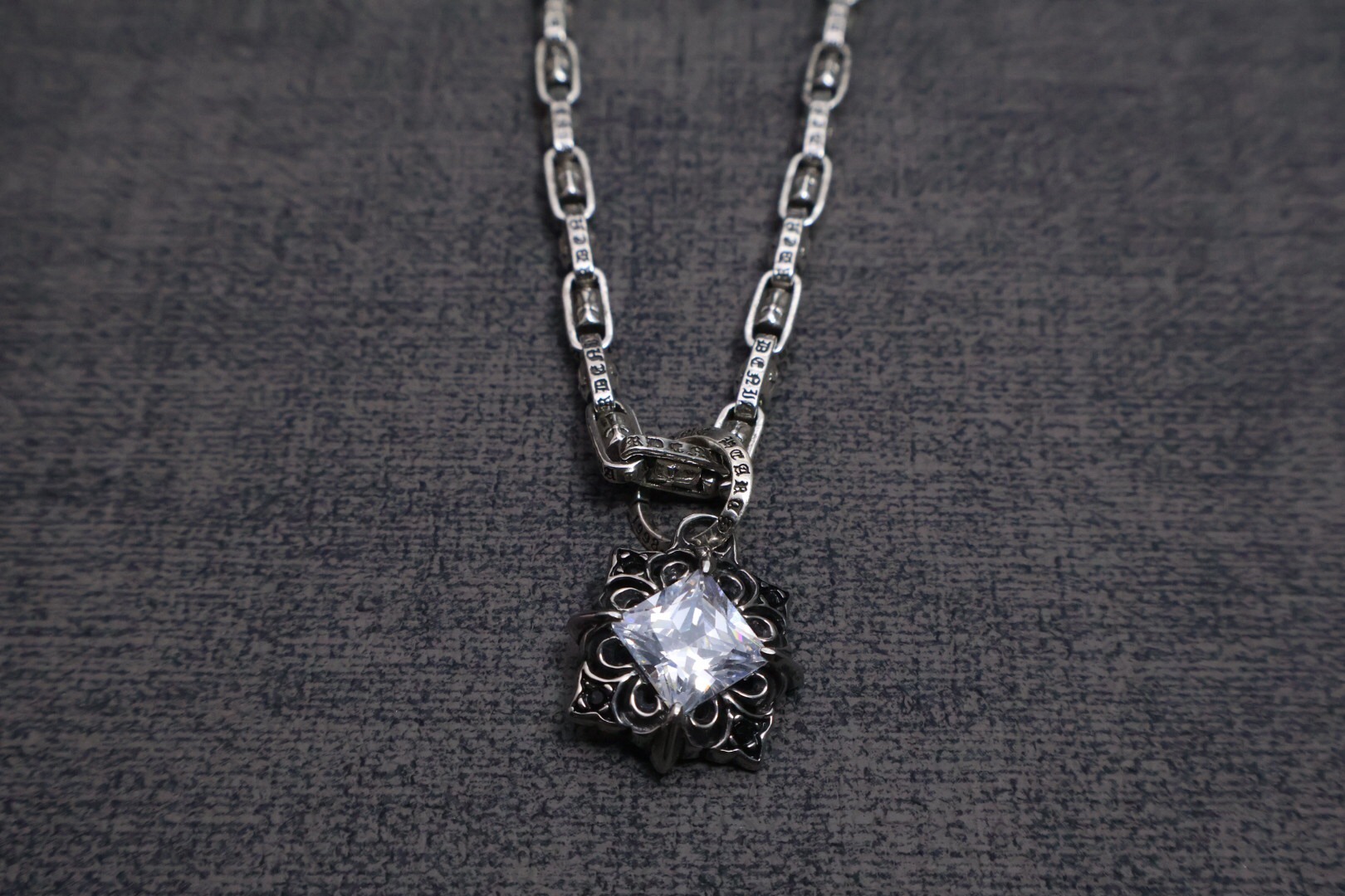 クロムハーツネックレスですP120