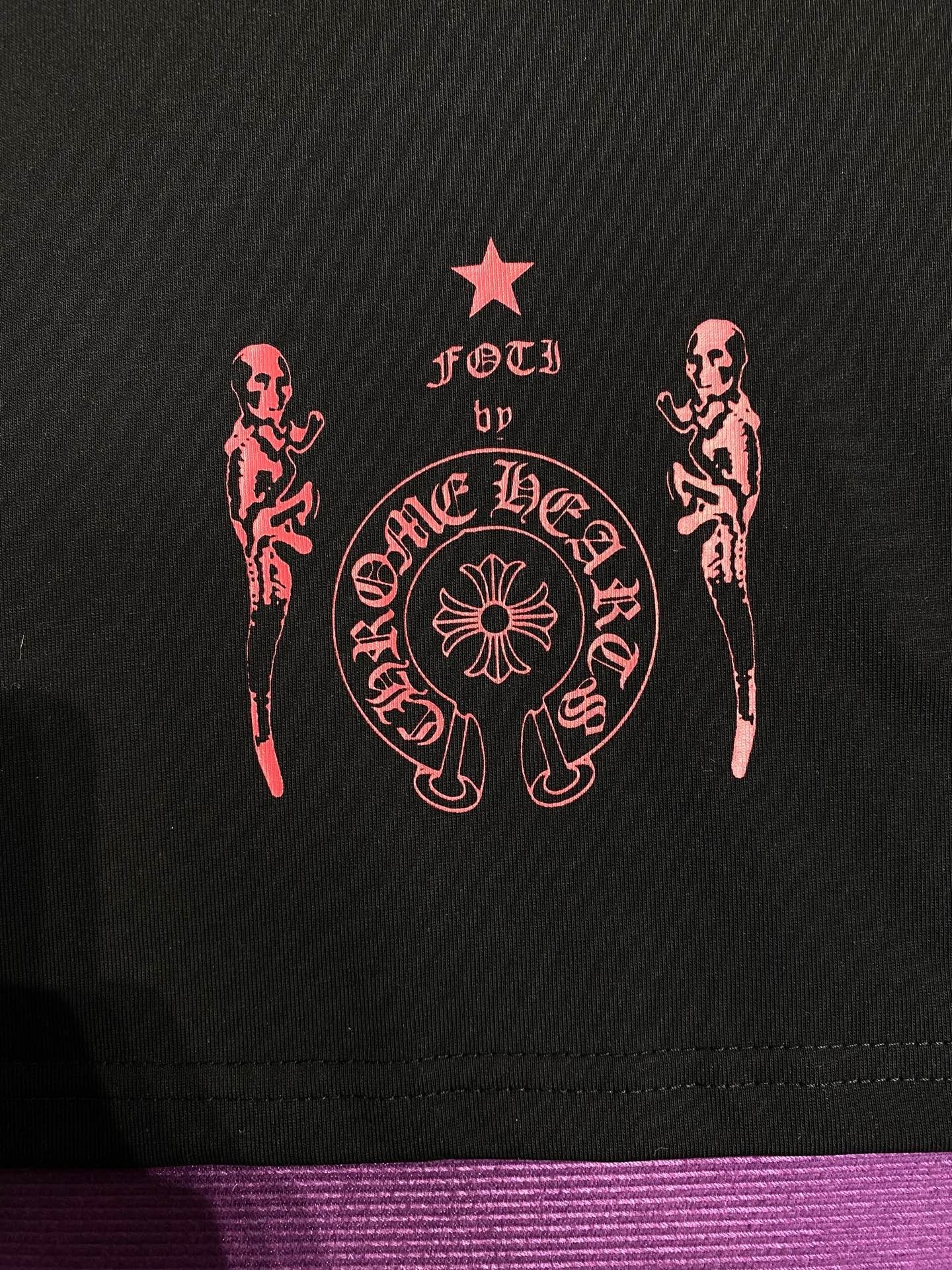 クロムハーツ「Chrome Hearts」パリジャンカットTシャツ