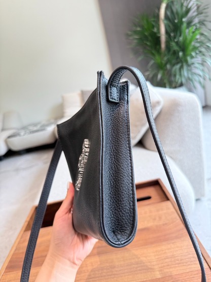 クロムハーツ「Chrome Hearts」ソフトレザー ショルダーバッグ