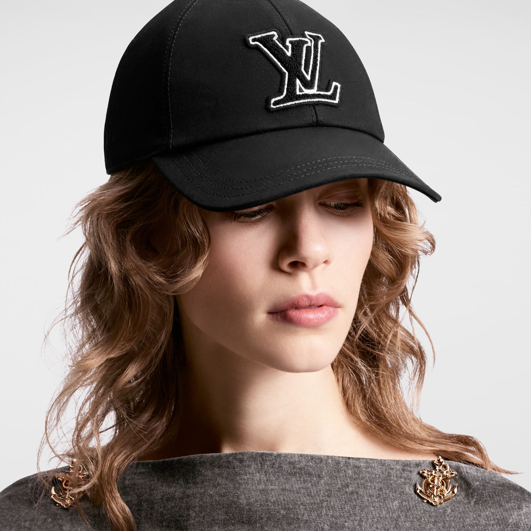 ルイ・ヴィトン(Louis Vuitton) キャップ･LV シグネチャー