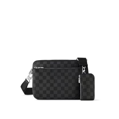 LOUIS VUITTONトリオ･メッセンジャー公式サイトと同期して販売中です
