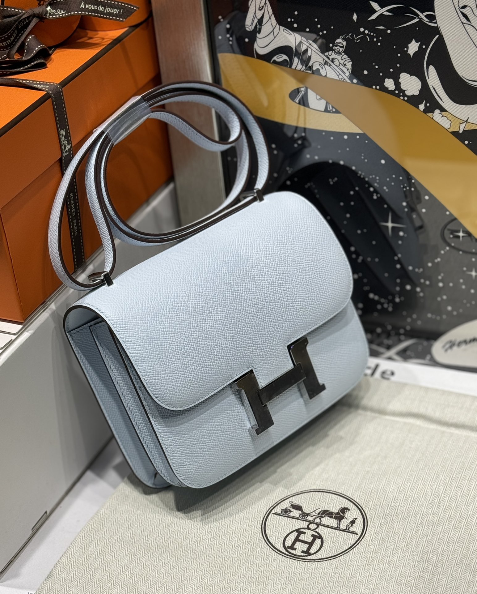 Hermès Constance エルメス「コンスタンス」、ハイファッションの象徴