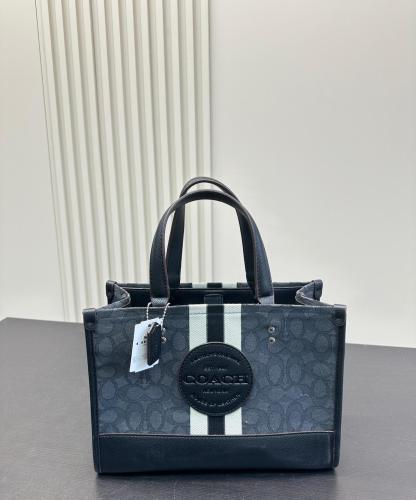 コーチ(Coach)クラシックトートバッグ