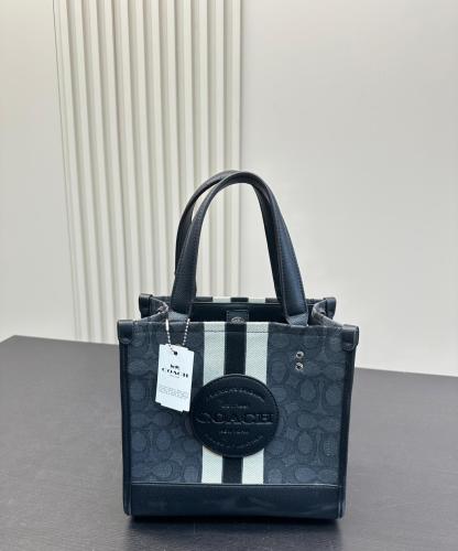 コーチ(Coach)クラシックトートバッグ