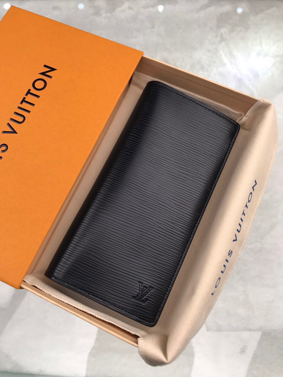 ルイ-ヴィトン(Louis Vuitton) ポルトフォイユ･ブラザ