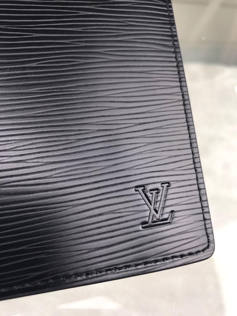 ルイ-ヴィトン(Louis Vuitton) ポルトフォイユ･ブラザ