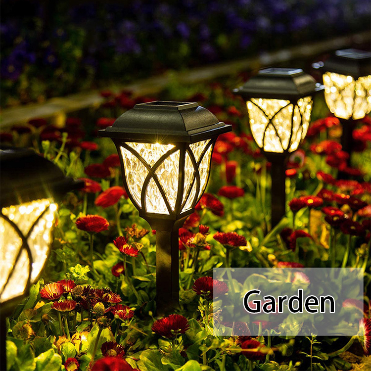 Solar powered pathway light