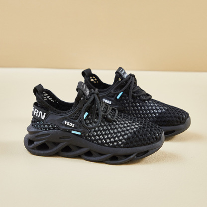 Men's and Women's Flyweave Mesh Breathable Shoes