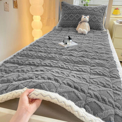 【一鋪升溫】加厚保暖牛奶絨床蓋🔥32℃鎖溫一整夜，可與 5 件羽絨服