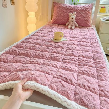 【一鋪升溫】加厚保暖牛奶絨床蓋🔥32℃鎖溫一整夜，可與 5 件羽絨服