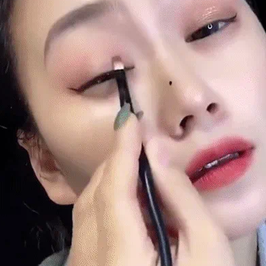 二重まぶたの神器
