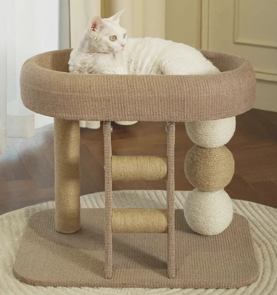 ジャンプ台によじ登る