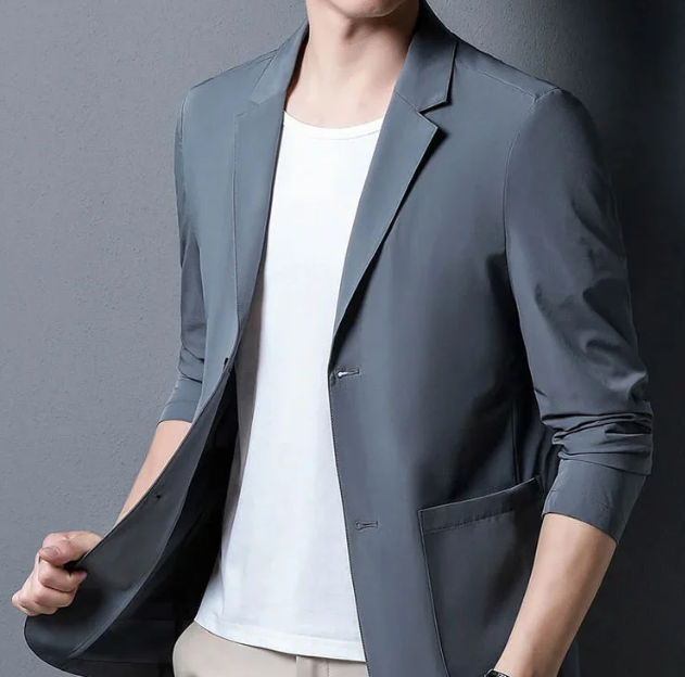 カジュアルスーツ