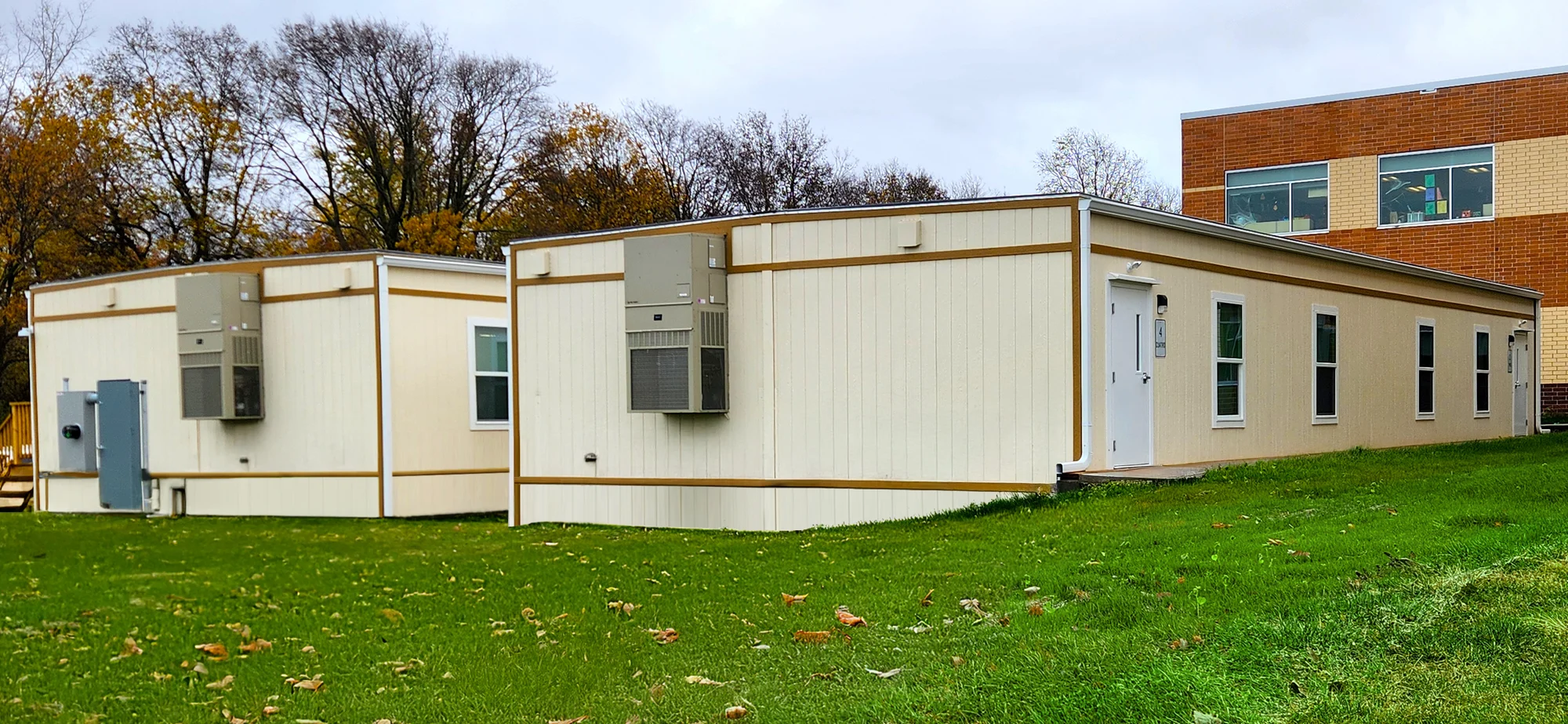 {"default":"temporary classroom from Pantrick"}
